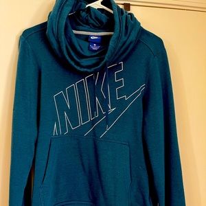 Nike Hoodie Sweatshirt wore once.